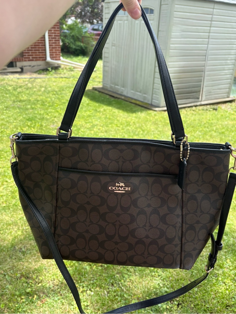 Coach Signature Brown & Black Tote Crossbody Bag – Like New ✨
